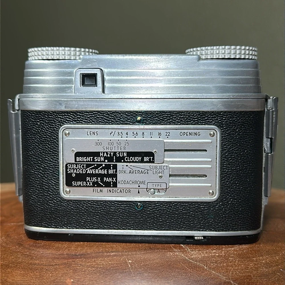 KODAK Signet 35 with Leather Kodak Case - Picture 4 of 16